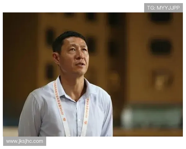 谢菲联足球俱乐部发展历程与成就解析:从辉煌到挑战的足球故事